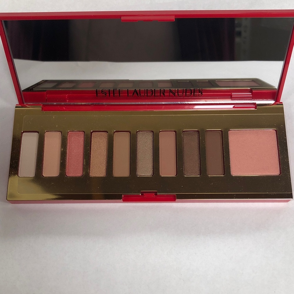 Estee Lauder Nudes Eyeshadow and Cheek Palette - Elegant Pink and Tan Hues